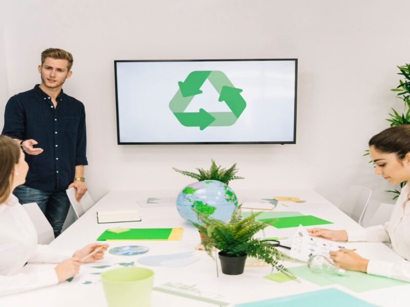 Innovación circular: ladrillos de plástico frente al déficit habitacional