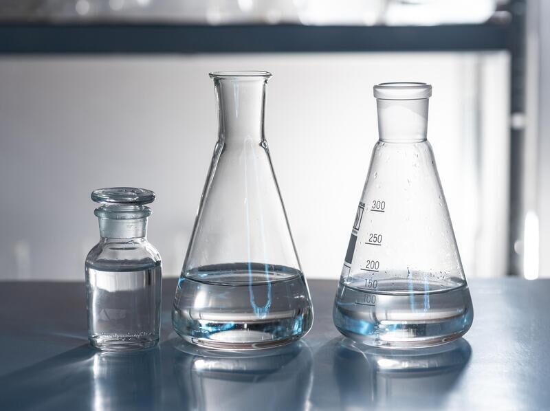 Los residuos plásticos podrían transformarse en materias primas químicas mediante procesos de oxidación más sostenibles