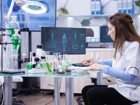 Nuevas tecnologías buscan reducir los residuos alimentarios mediante fagos, envases inteligentes y recubrimientos biobasados