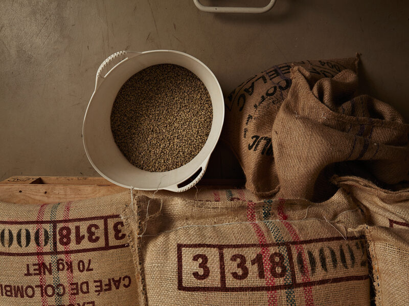 Finlandia valida el uso de residuos de café para producir tintas de impresión