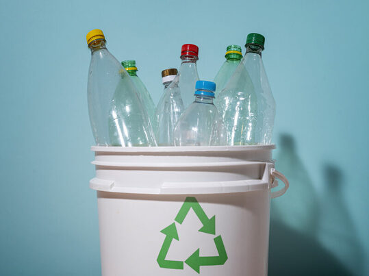 El diseño de los envases plásticos puede aumentar su valor para el reciclaje