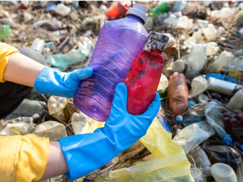 Eurostat: los residuos de envases plásticos aumentan 6,1 kg por habitante en una década, frente a 3,4 kg más reciclados