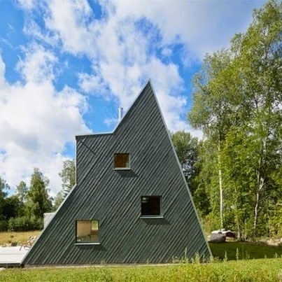 Casa construida con materiales reciclados